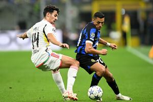 Leyenda del Inter de Milán defendió a Alexis Sánchez: “Tienen que ponerlo 90 minutos para que marque la diferencia”