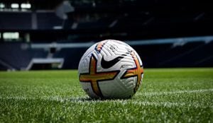 Remezón en la Premier League: clubes deberán votar para eliminar el VAR