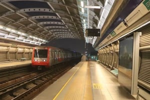 Metro de Santiago busca trabajadores: ¿Cómo y dónde postular?