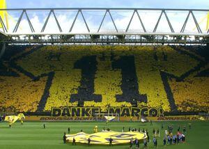 VIDEO | El espectacular mosaico que montaron los hinchas del Borussia Dortmund para despedir a Marco Reus