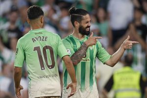 El sueño europeo sigue intacto: El Betis de Pellegrini le ganó 3-2 al Almería