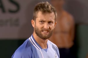 VIDEO | Así fue el desafiante festejo de Moutet tras eliminar a Nicolás Jarry de Roland Garros