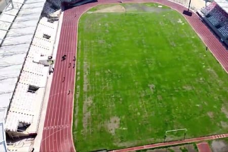 Cuento de nunca acabar: Las malas condiciones de un estadio del fútbol chileno