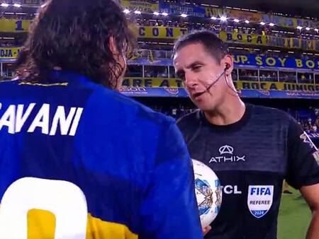 VIDEO | El día que el árbitro del Chile vs Paraguay le pidió la camiseta a Cavani en La Bombonera