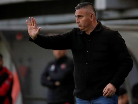 Jaime García no llegará a La Roja sub-20 y seguirá al mando de Ñublense en 2023