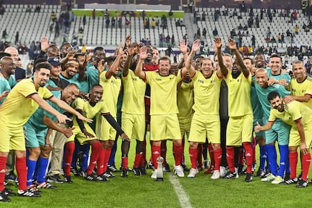 Con Alessandro del Piero, Cafú y Roberto Carlos: Así lucen hoy las leyendas de los Mundiales que jugaron amistoso en el Mundial Qatar 2022