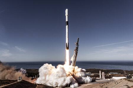 VIDEO | Quinta misión de SpaceX: Despega el cohete Falcon 9 B1063.9 desde la Base desde California