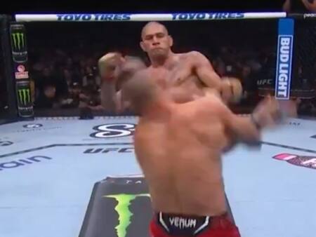 VIDEO | El feroz nocaut con que Alex Pereira venció a Jirí Procházka en UFC 303