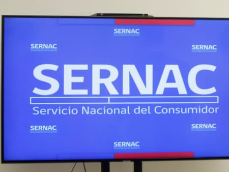 Sernac realizó denuncia ante Ministerio Público por eventual estafa: Revisa los consejos para evitar caer en el engaño