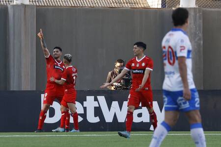 La UC se alejó del sueño de entrar a la Copa Libertadores luego de caer ante Unión La Calera