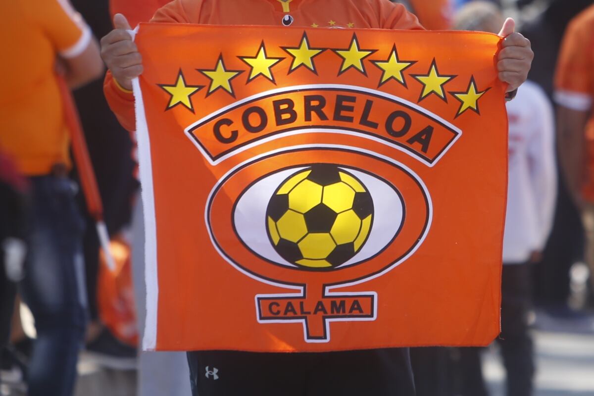 Banderín de Cobreloa.