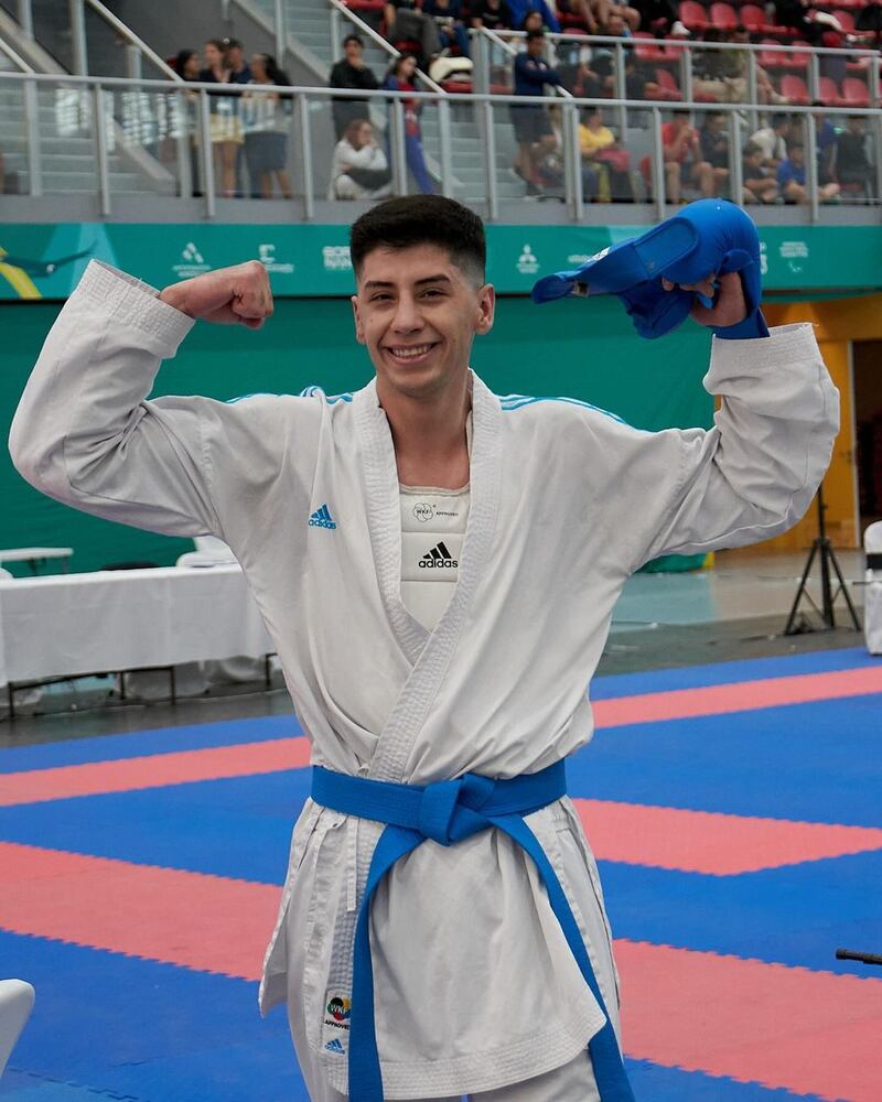 Joaquín González Es campeón Panamericano de Karate.