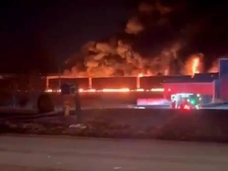VIDEO | Descarrilamiento de un tren en Ohio generó gran incendio: Personas debieron evacuar