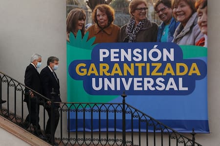 PGU: Piñera alude a canción de Arjona para graficar los beneficios que tendrán los adultos mayores