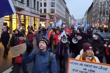 VIDEO | Alemania: Manifestaciones masivas piden el fin de la guerra en Ucrania