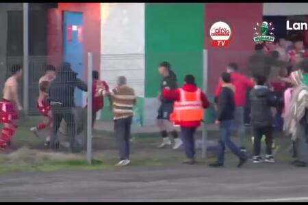 “Lo pudieron matar”: presidente de club del fútbol chileno que fue agredido enfrentará larga recuperación