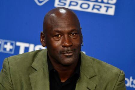 NBA: Michael Jordan vendió sus acciones en Charlotte Hornets por 3.000 millones de dólares