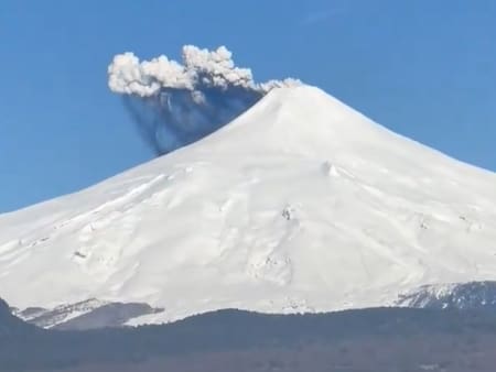VIDEO | Alerta por pulso de ceniza en Volcán Villarrica