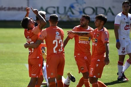 Cobreloa busca a cuatro jugadores de Primera División para luchar por el ascenso