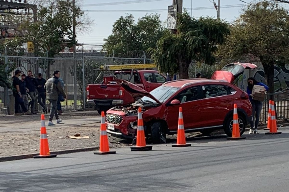 El auto de Nicole Fajre tras el accidente de tránsito.