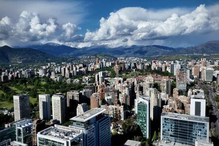 Esta es la comuna más desarrollada de Santiago, según ChatGPT
