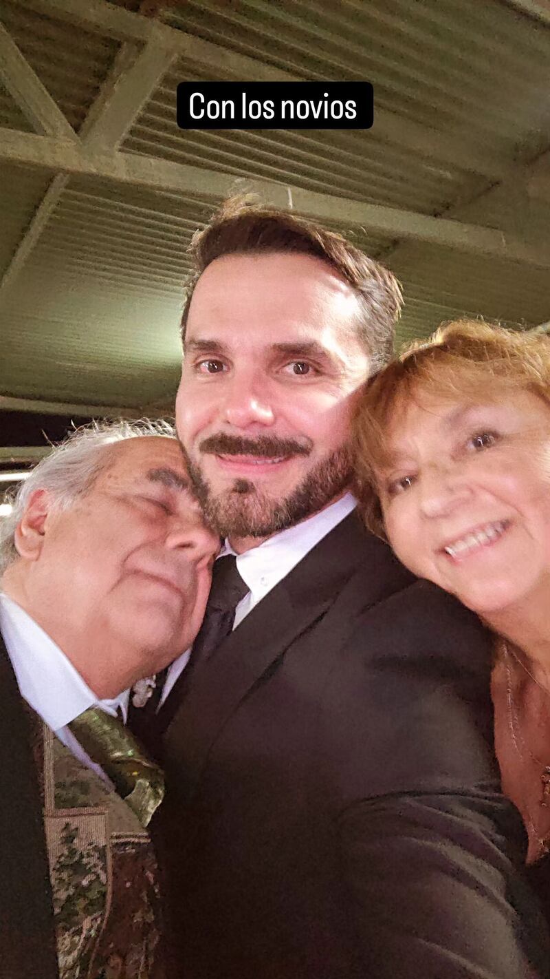 Álvaro Ballero y sus padres en las "Bodas de Oro"