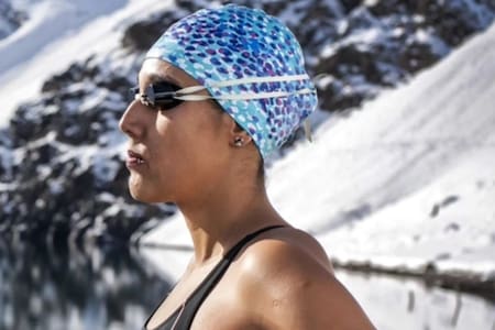La Sirena del Hielo: Nadadora chilena Bárbara Hernández hace historia en los 7 Mares