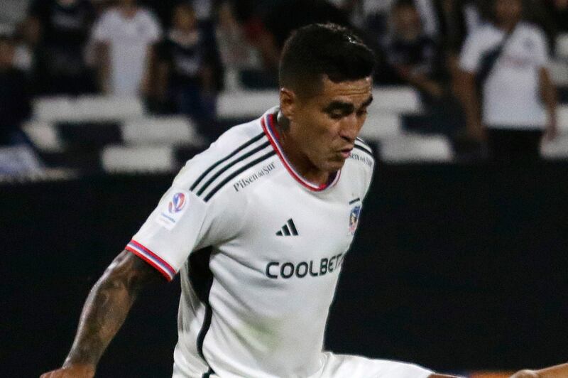 El delantero paraguayo Darío Lezcano en el partido de Colo Colo versus Santiago City por la Copa Chile 2023.