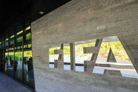 La FIFA acaba con los rumores y se refiere al uso de la criticada tarjeta azul