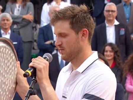 VIDEO | Hasta las lagrimas: el emocionante discurso de Nicolás Jarry tras perder la final del Masters de Roma